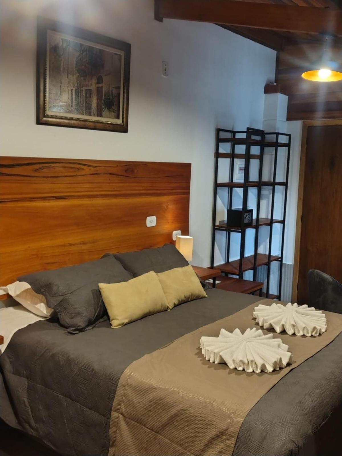 Casarao Da Ducha Hotel Concept Campos do Jordão Esterno foto
